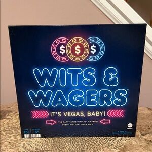 WITS & WAFERS It's Vegas, Baby! Party Game
